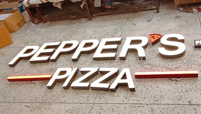 Acryl -bord voor restaurant - 3D Acryl -brieffabrikanten media 4