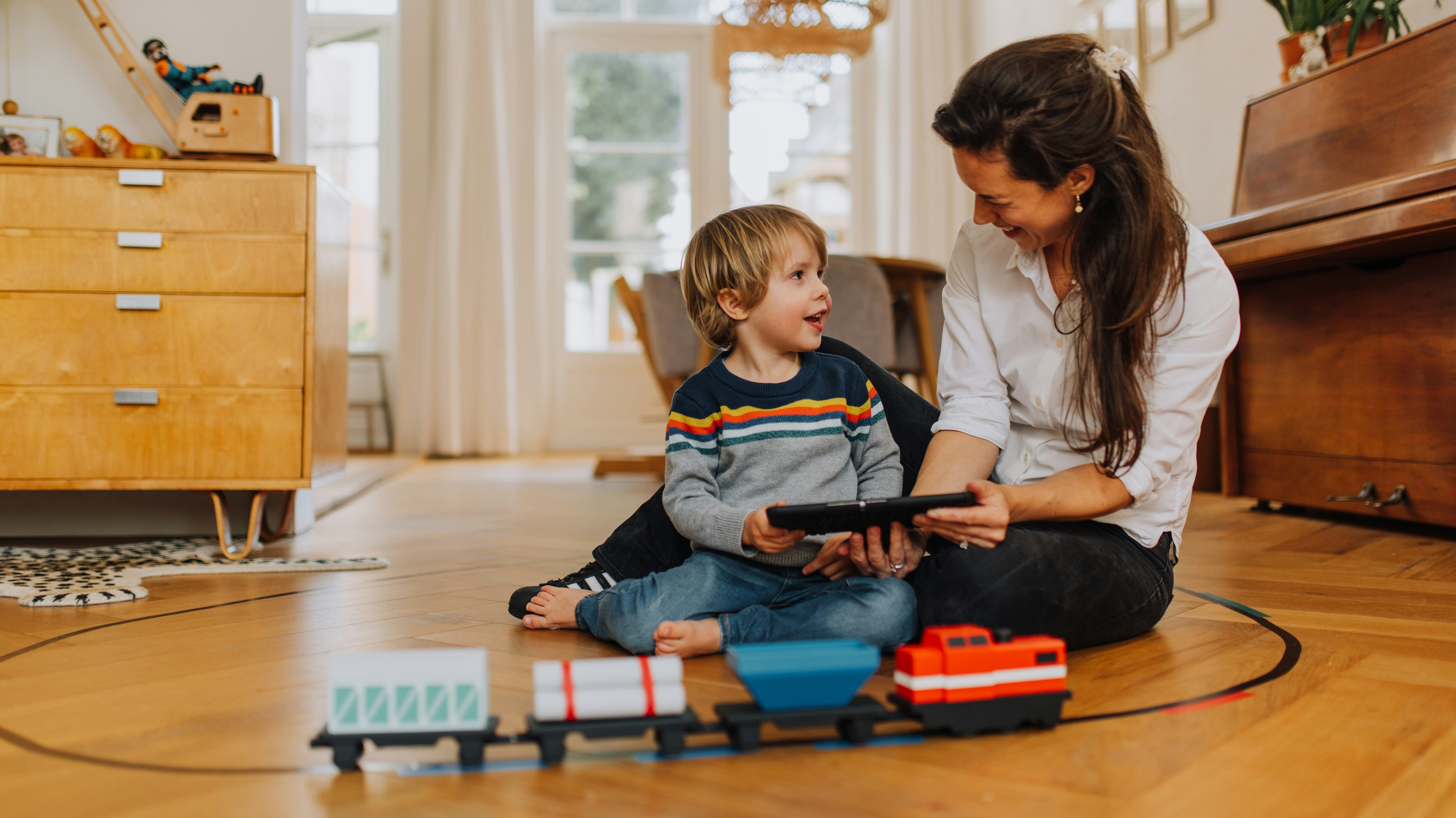 LoCoMoGo Train gallery image