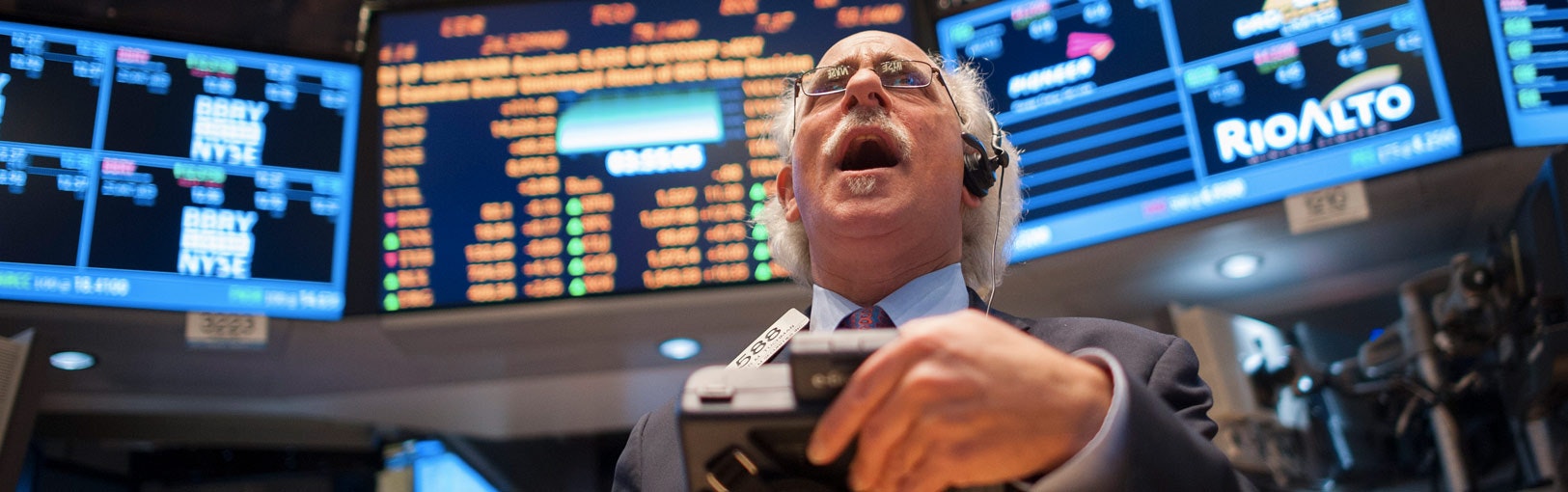 Stock Market Index Tracker