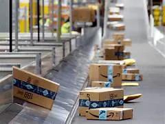 Amazon gallery image