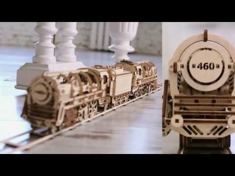 UGEARS: Self-moving mechanical models
