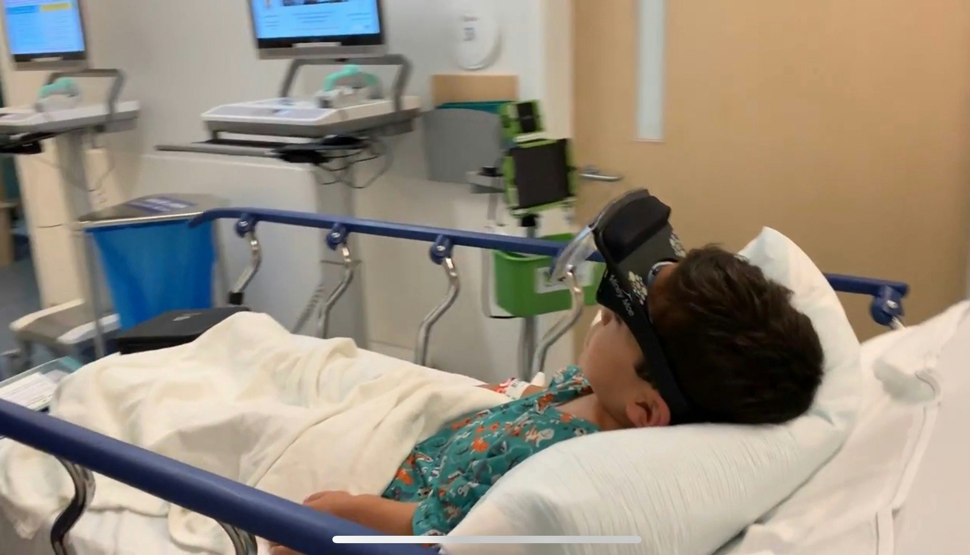 Miney Moe gallery image