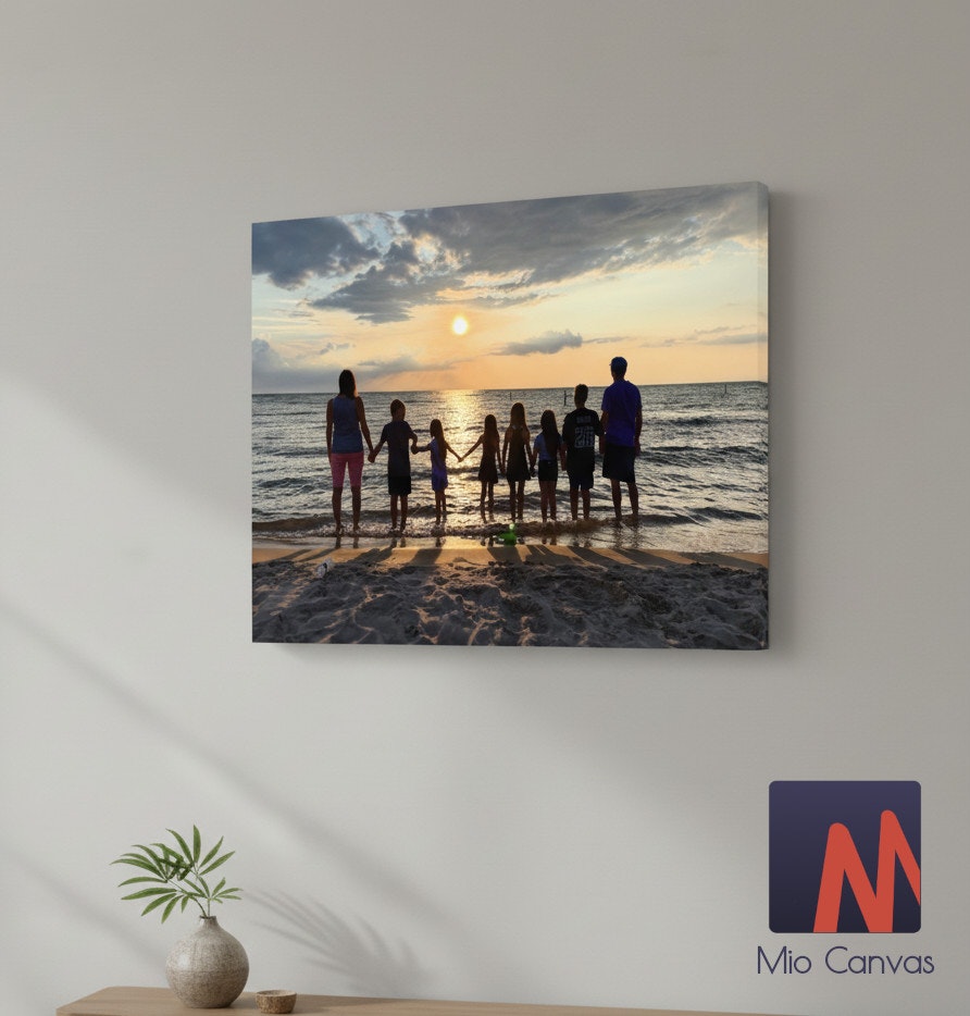 Mio Canvas gallery image