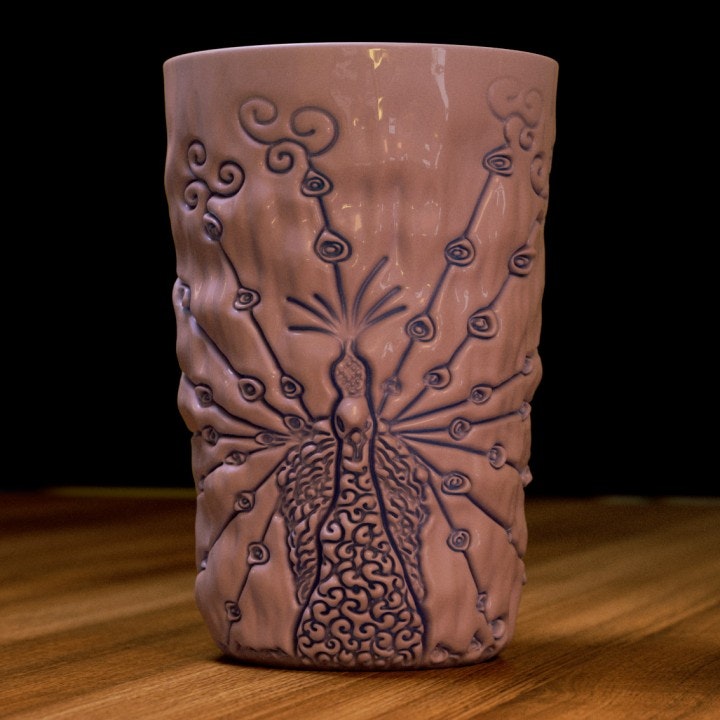 3D-printable Peacock Mug / Vase / Lampshade (free DL)