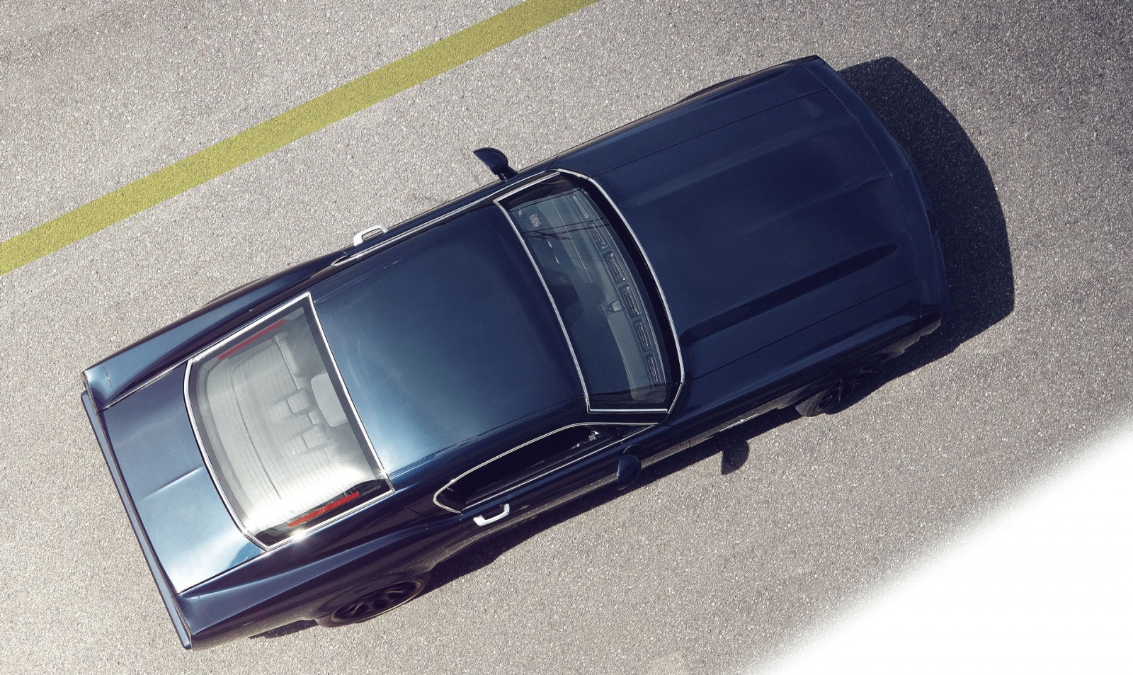 Equus Bass 770 gallery image