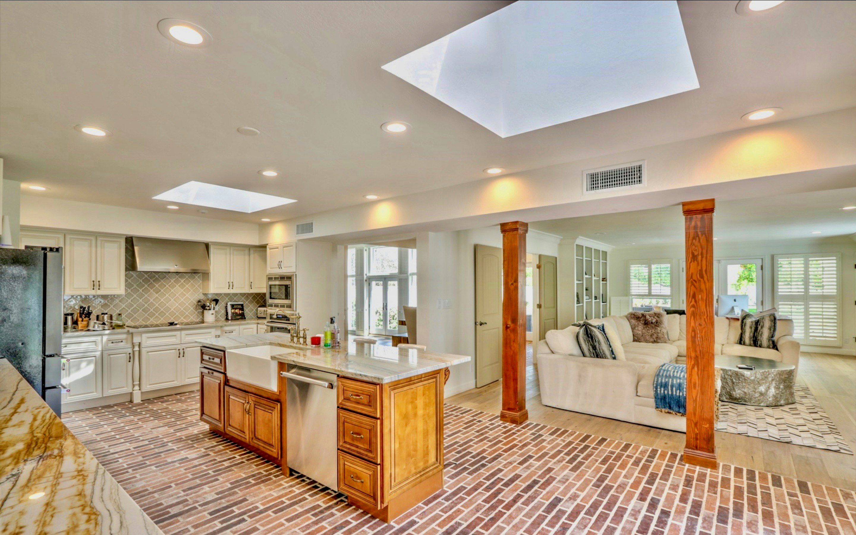 WOWFIFTY gallery image