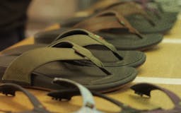 Wiivv Custom Fit Sandals media 1