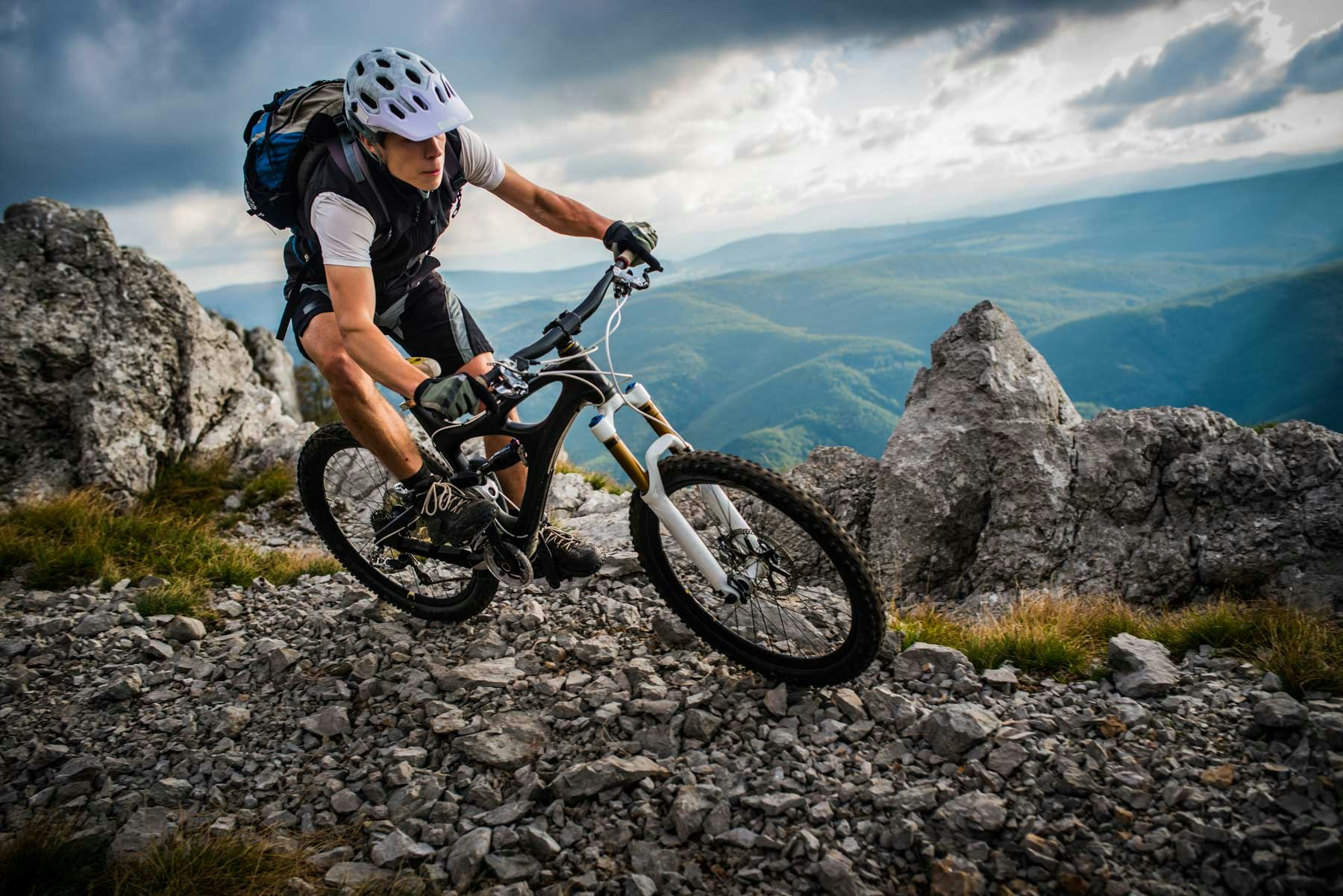  Electric Bikes Under 1000