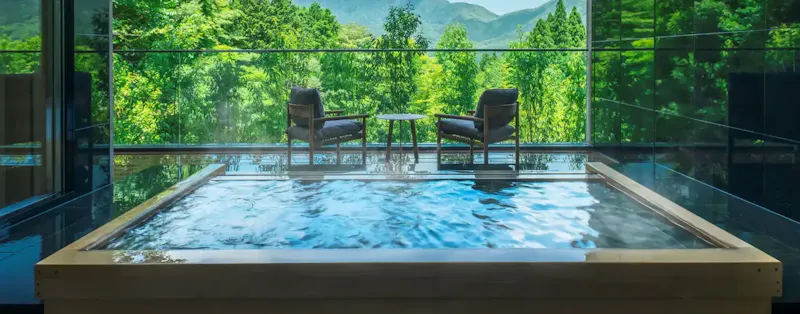 HotelHotTubs.com screenshot 1