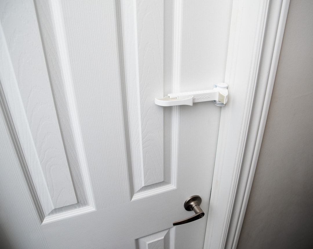 DOORWING Door Lock and Finger Guard gallery image