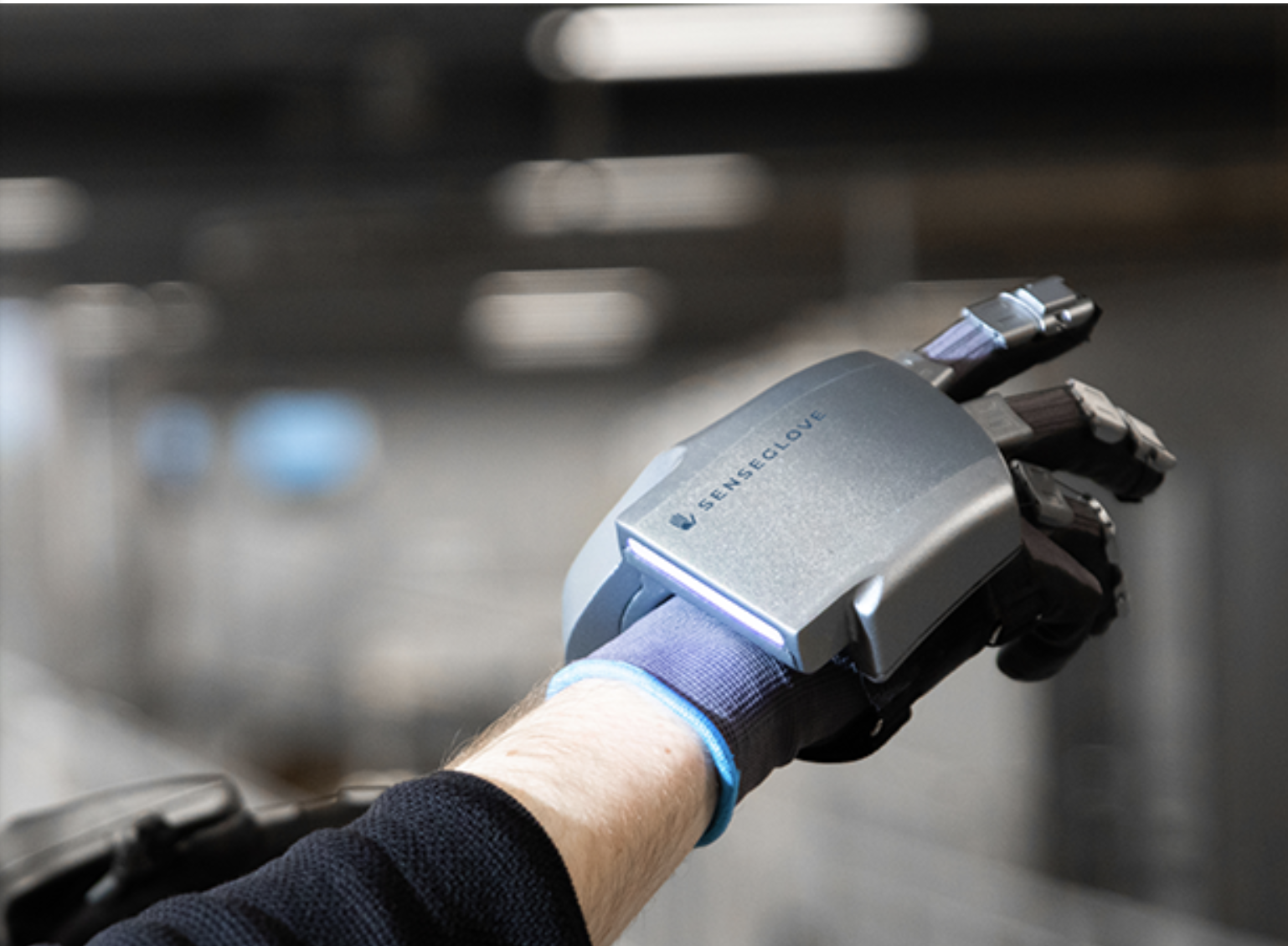 Sense Glove Nova gallery image