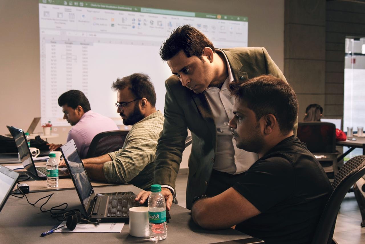 Data Analytics Certification Training gallery image