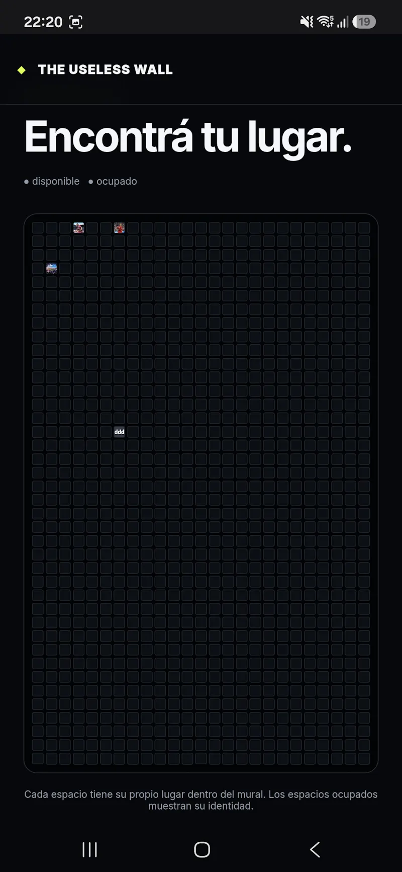 Tu lugar en Internet — The Useless Wall screenshot 2