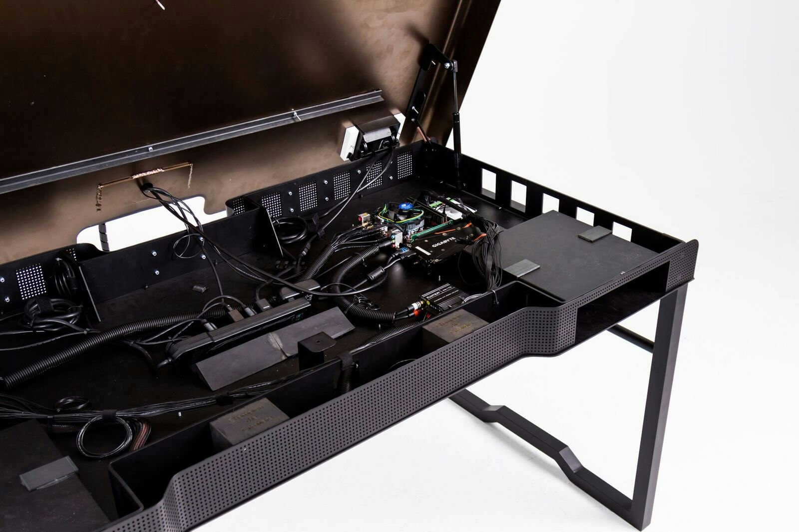 LunaDesk gallery image