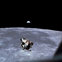 Alexa, launch Moon Lander gallery image