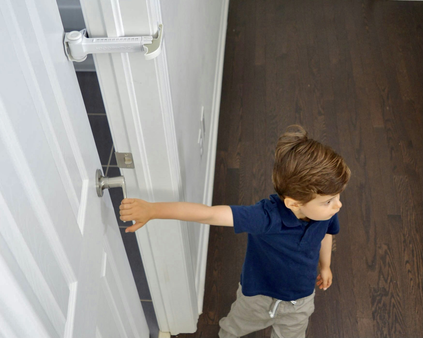 DOORWING Door Lock and Finger Guard gallery image