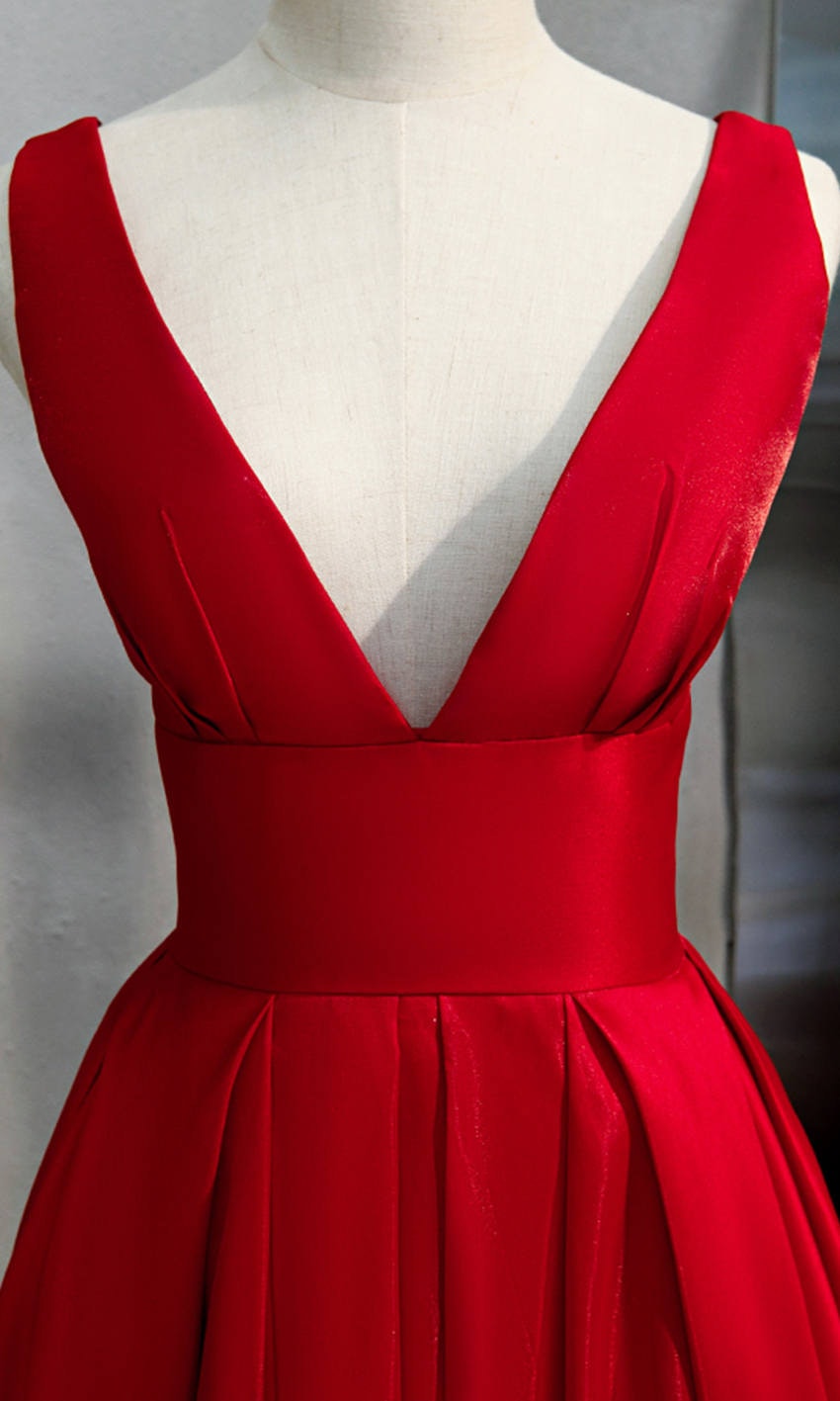 Vestidos de baile de baile longos vermelhos media 3