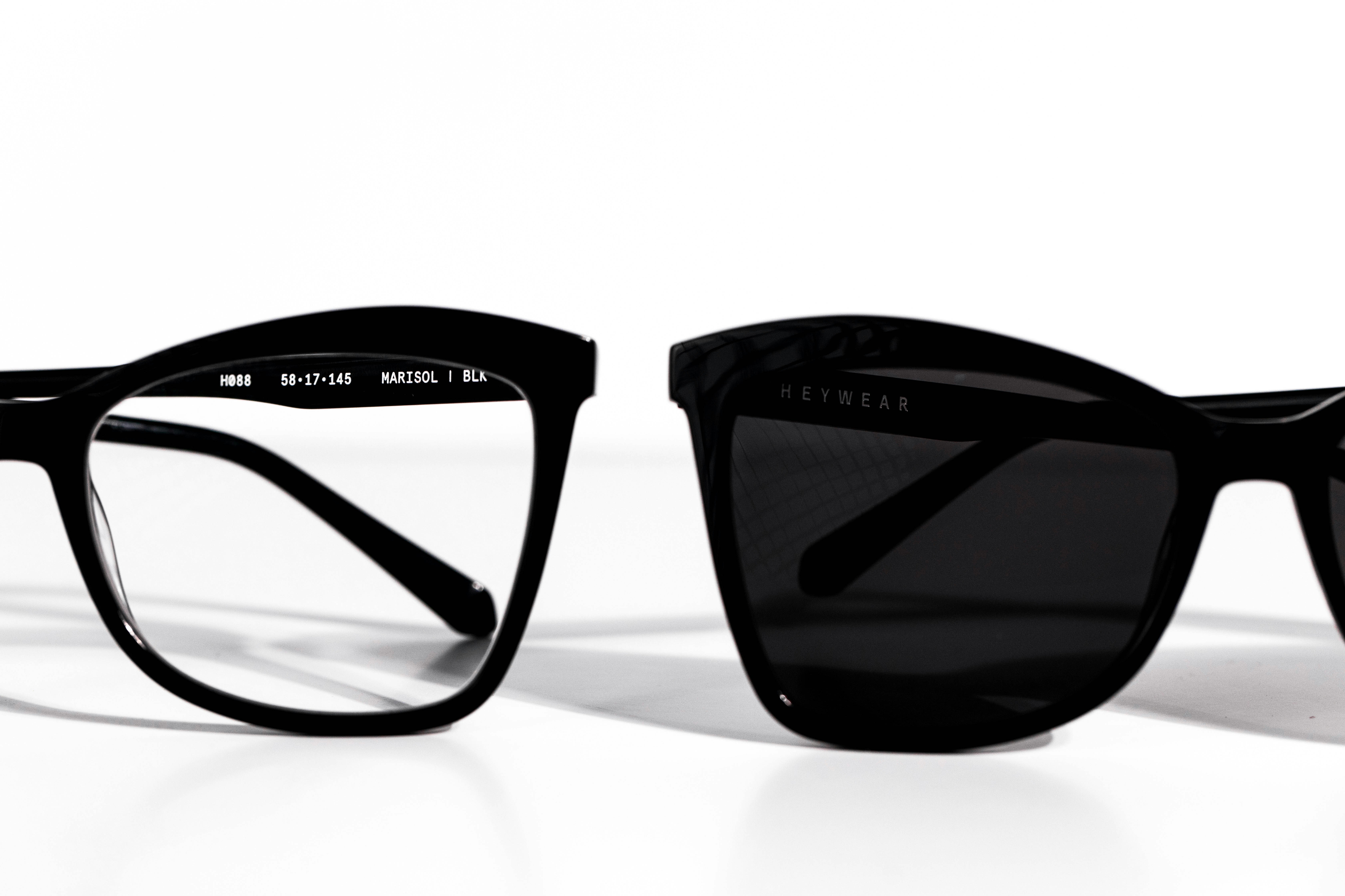 HEYWEAR E-commerce gallery image