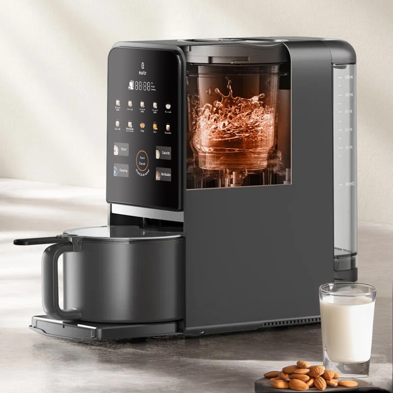 Gen n - Una macchina intelligente autopulente che produce latte a base vegetale media 3