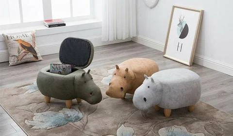 Hippo stool