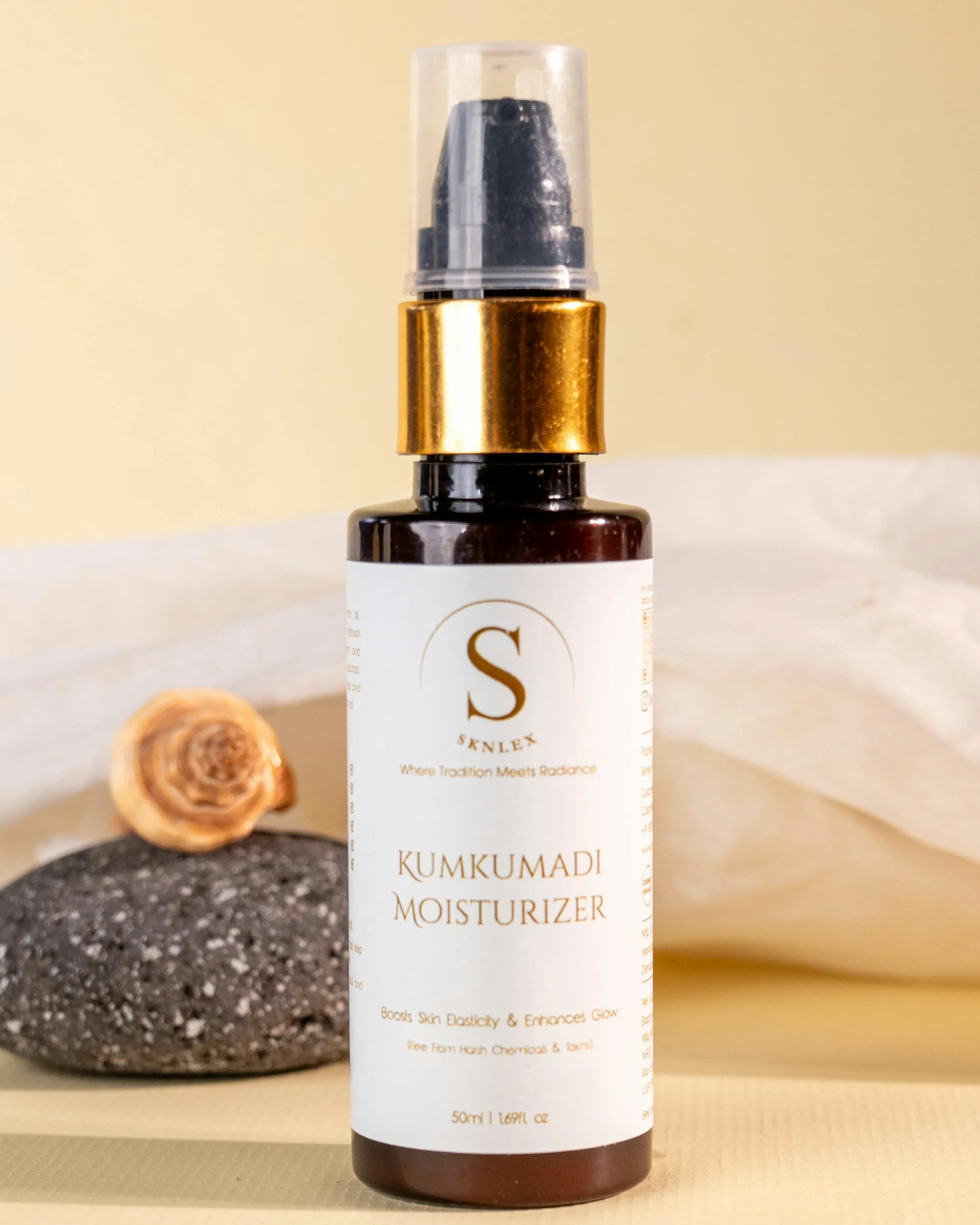 Kumkumadi Mud Face Pack  gallery image