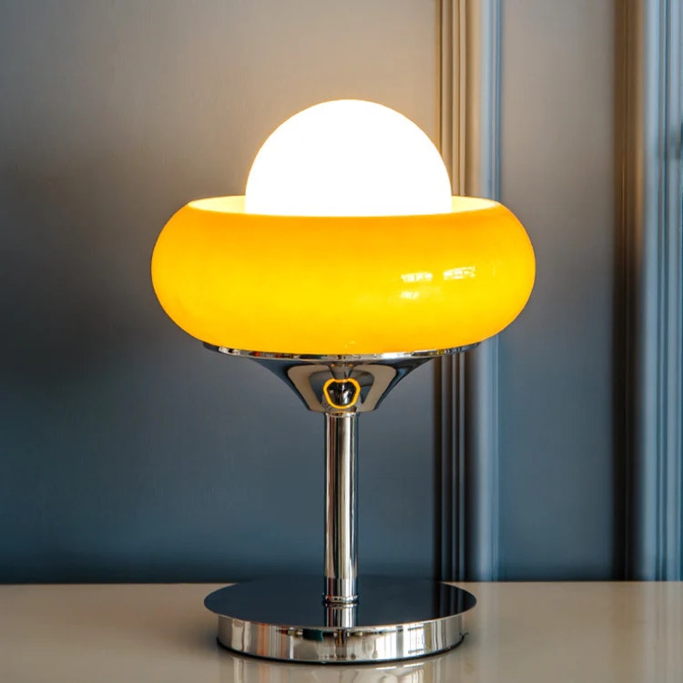 Modern egg tart table lamp - Screenshot 2 showing product features and functionality