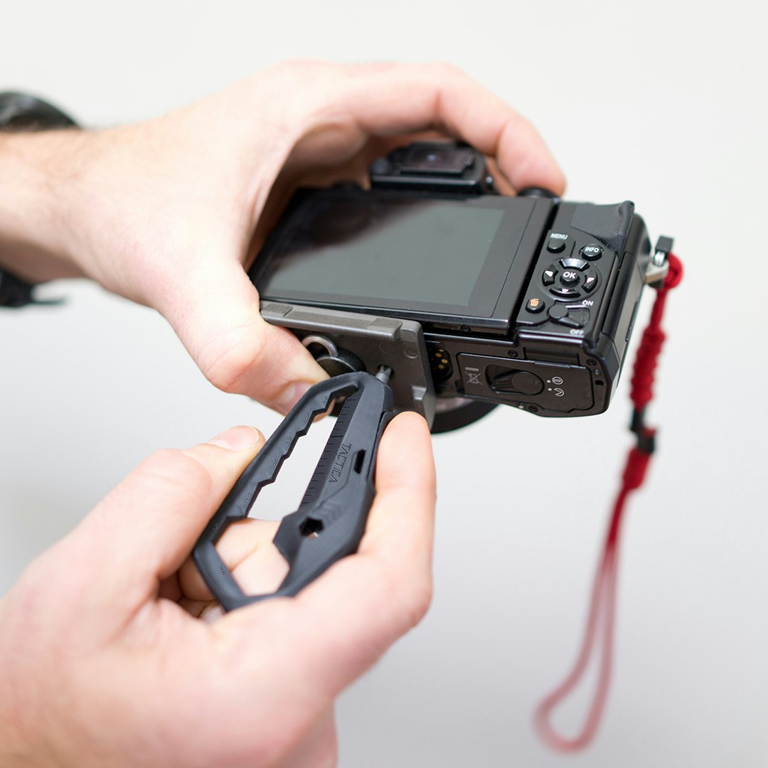 Talon pocket multitool gallery image