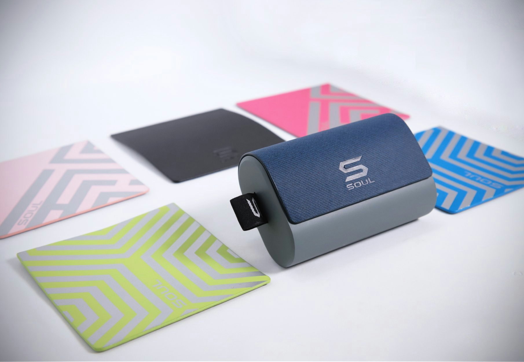 Blade Earphones gallery image