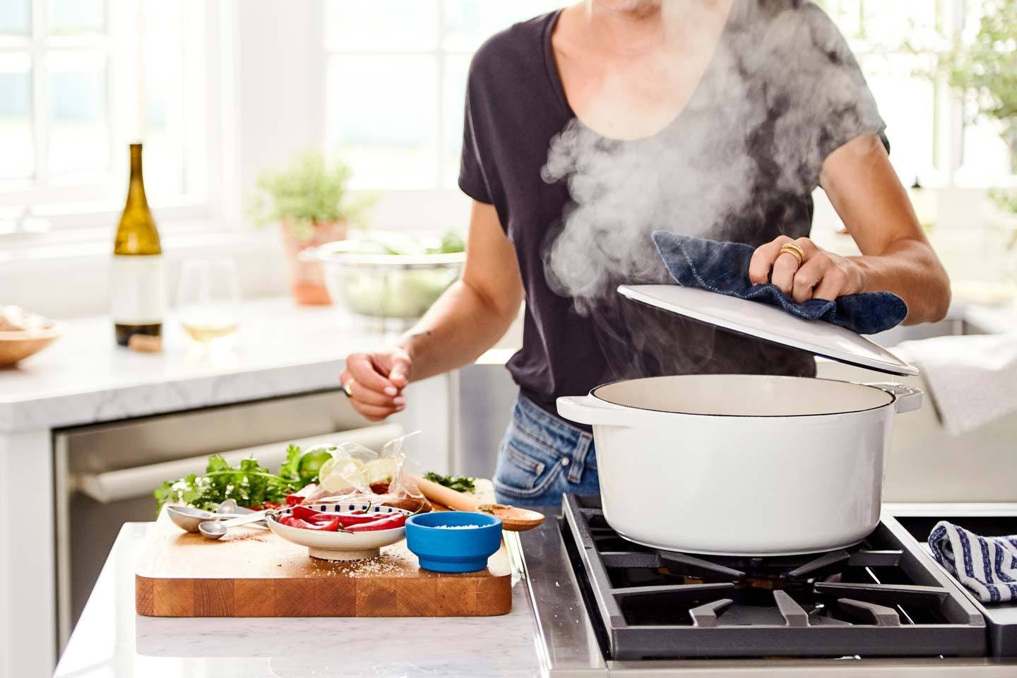 Milo Dutch Oven gallery image