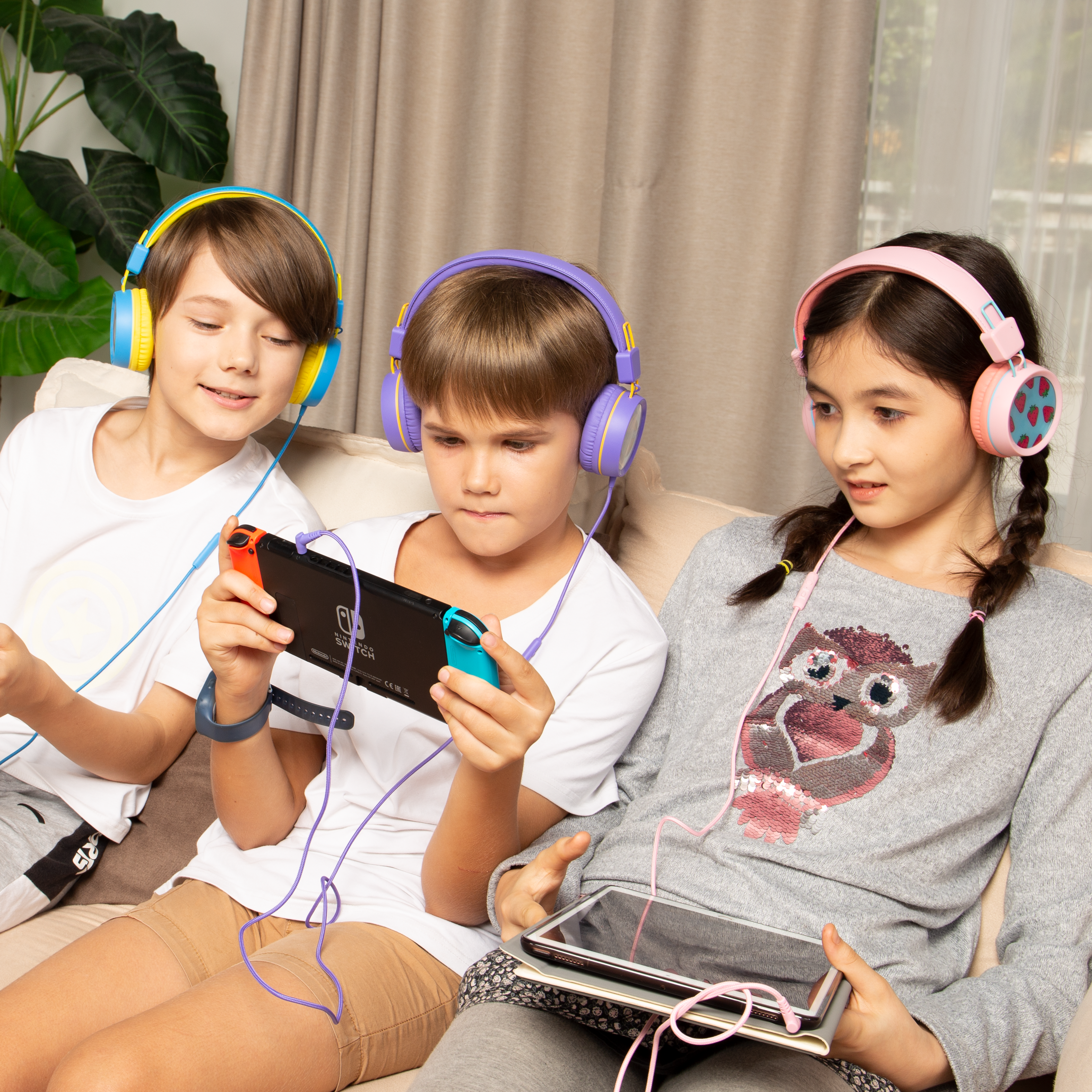 NEW BEE KH-20 Kids Headphones gallery image