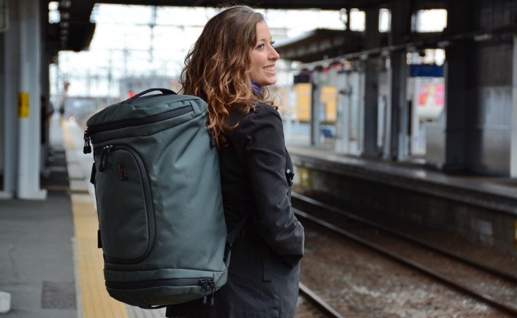 TOM BIHN'S AERONAUT 45 gallery image