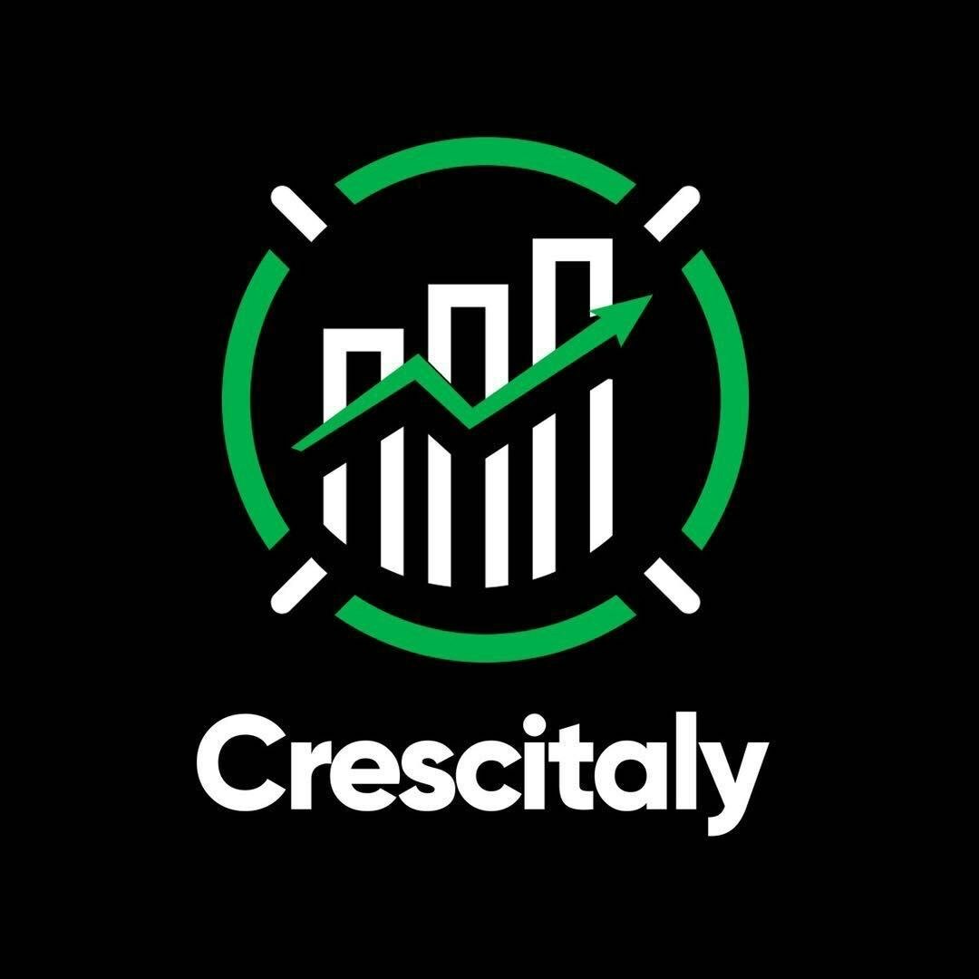 Crescitaly: Boost Your Social Media Fast - Main screenshot showing features and interface