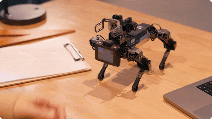 Média Xgo 2 - Le premier chien robotique Pi Raspberry au monde avec un bras 3