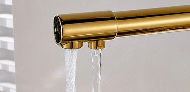 Antique Brass Finish Single Handle Swivel Kitchen Tap T02001 gallery image