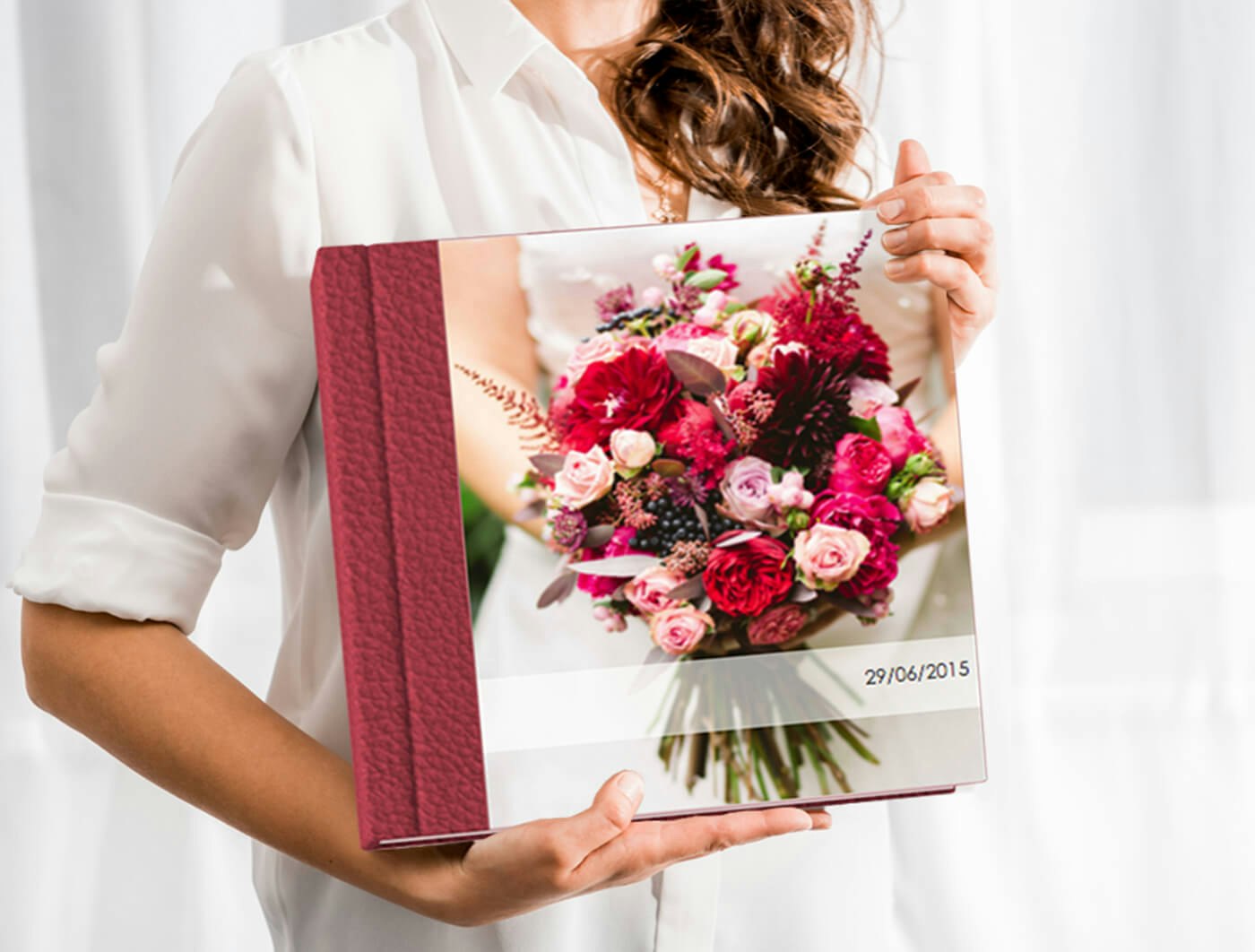 Wedding photo album gallery image