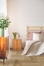 Floor Center gallery image