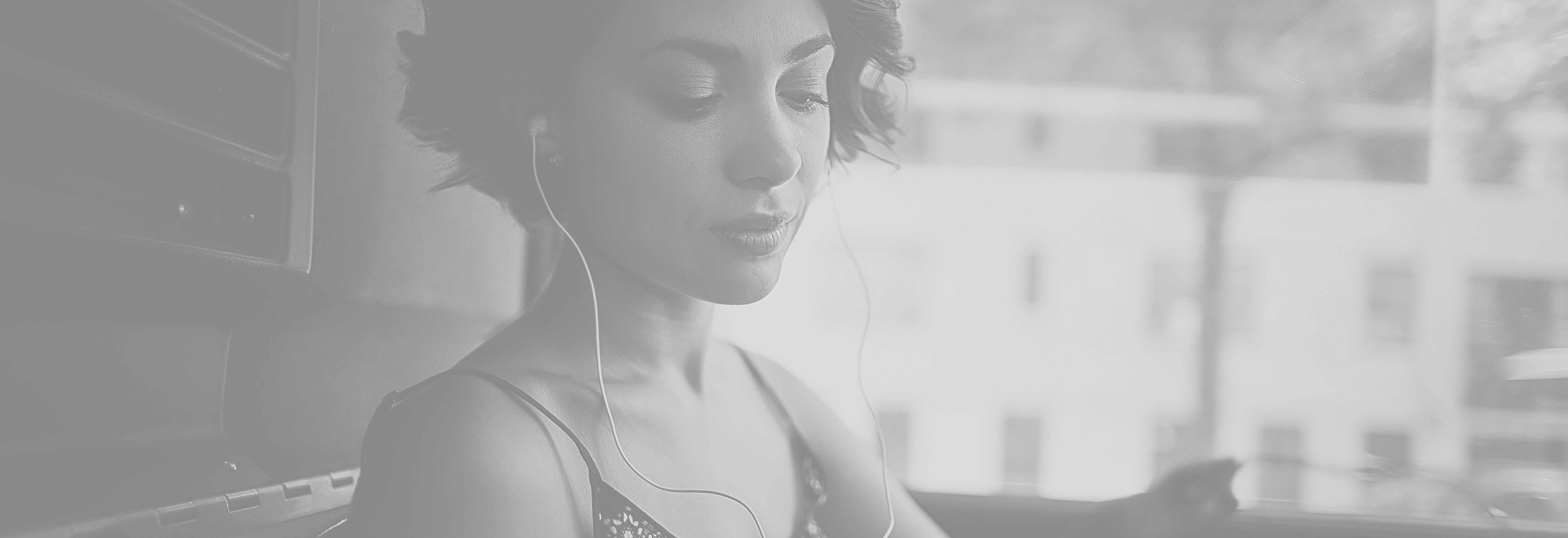 Radeeus gallery image