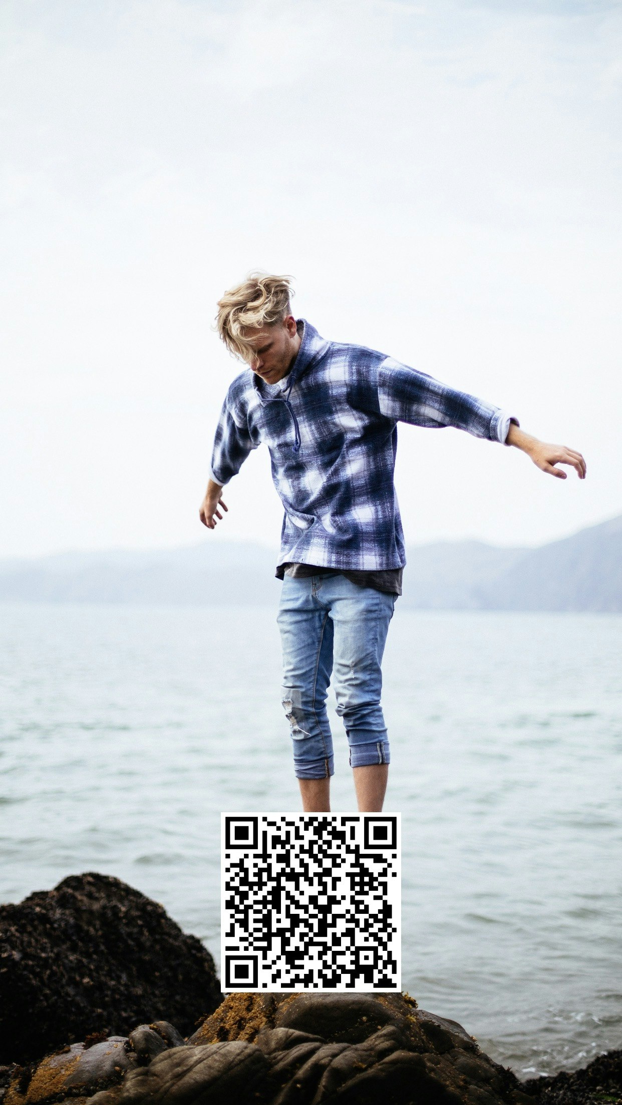 Safe QR Phone gallery image