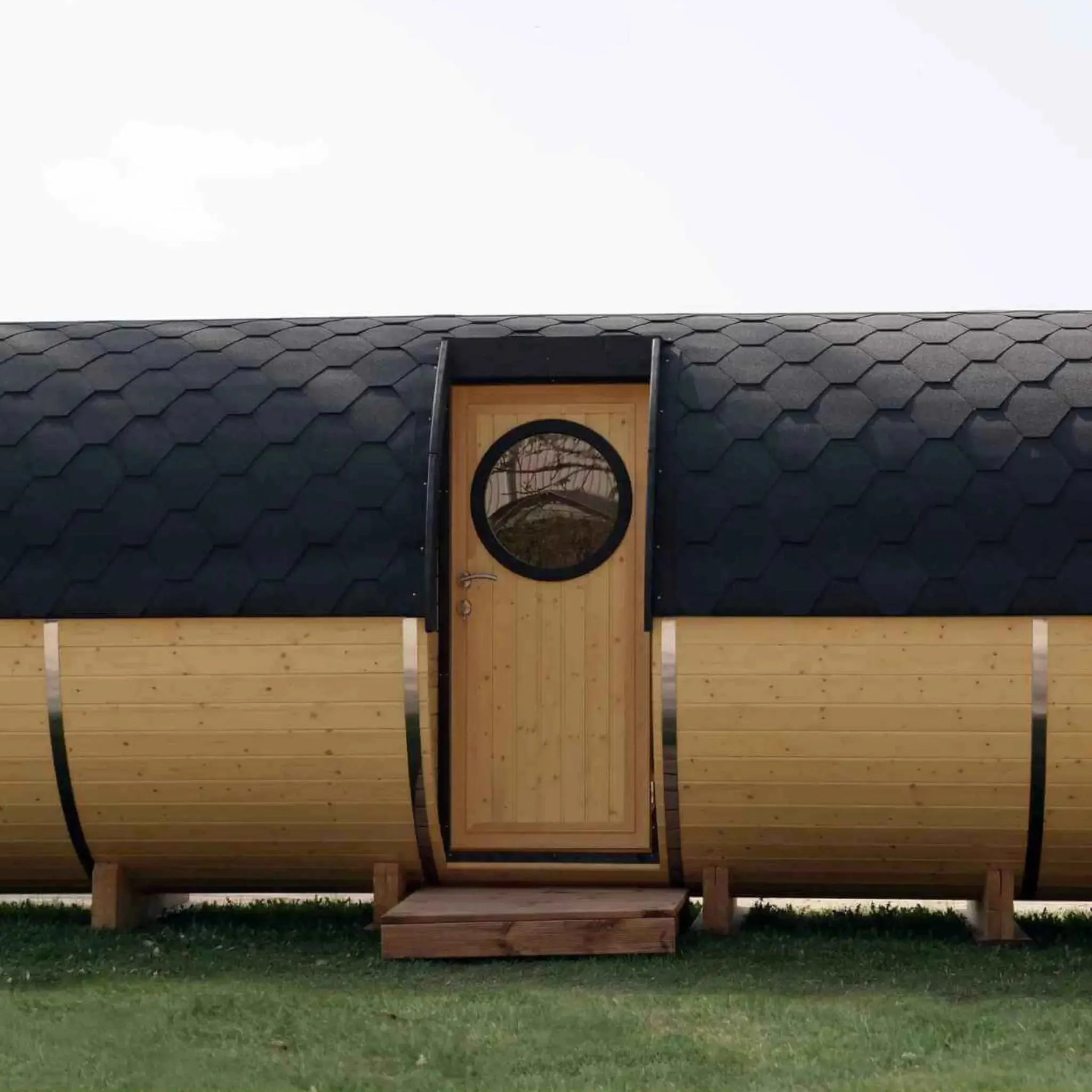 "Roundhouse" Barrel - 8 Person Sauna