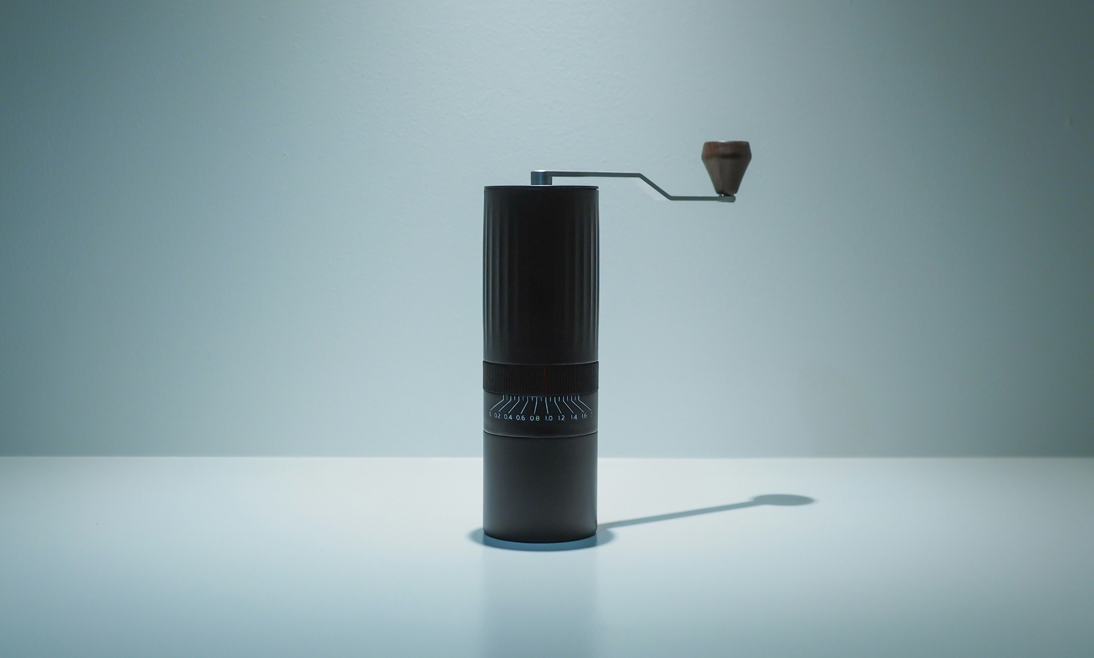 Hiku - the Premium Coffee Grinder gallery image