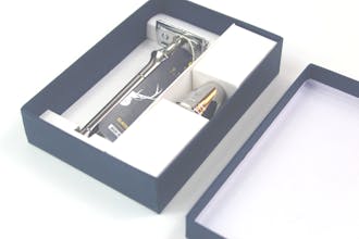 S3 | Deluxe Shaving Razor. gallery image