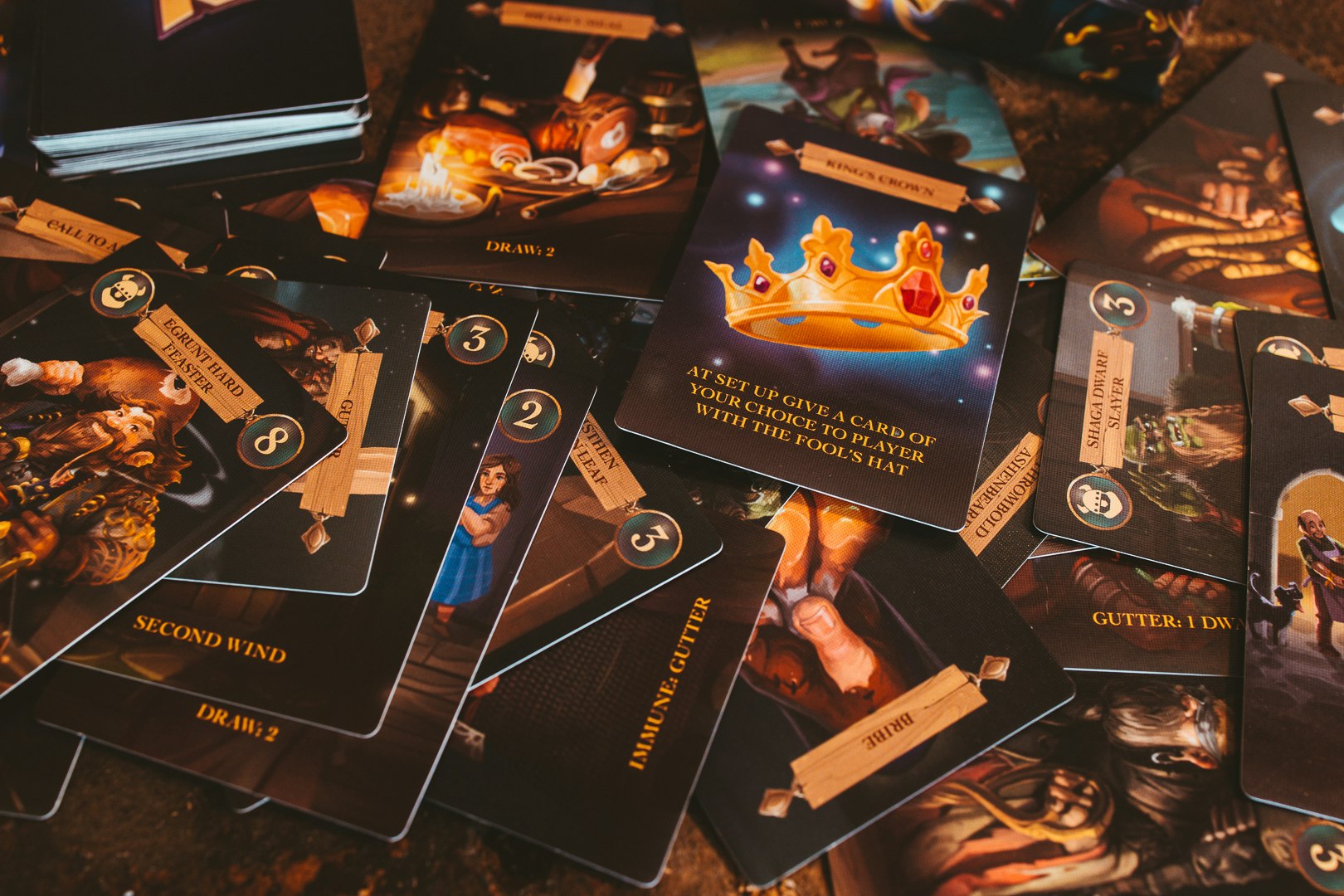 Kingless gallery image