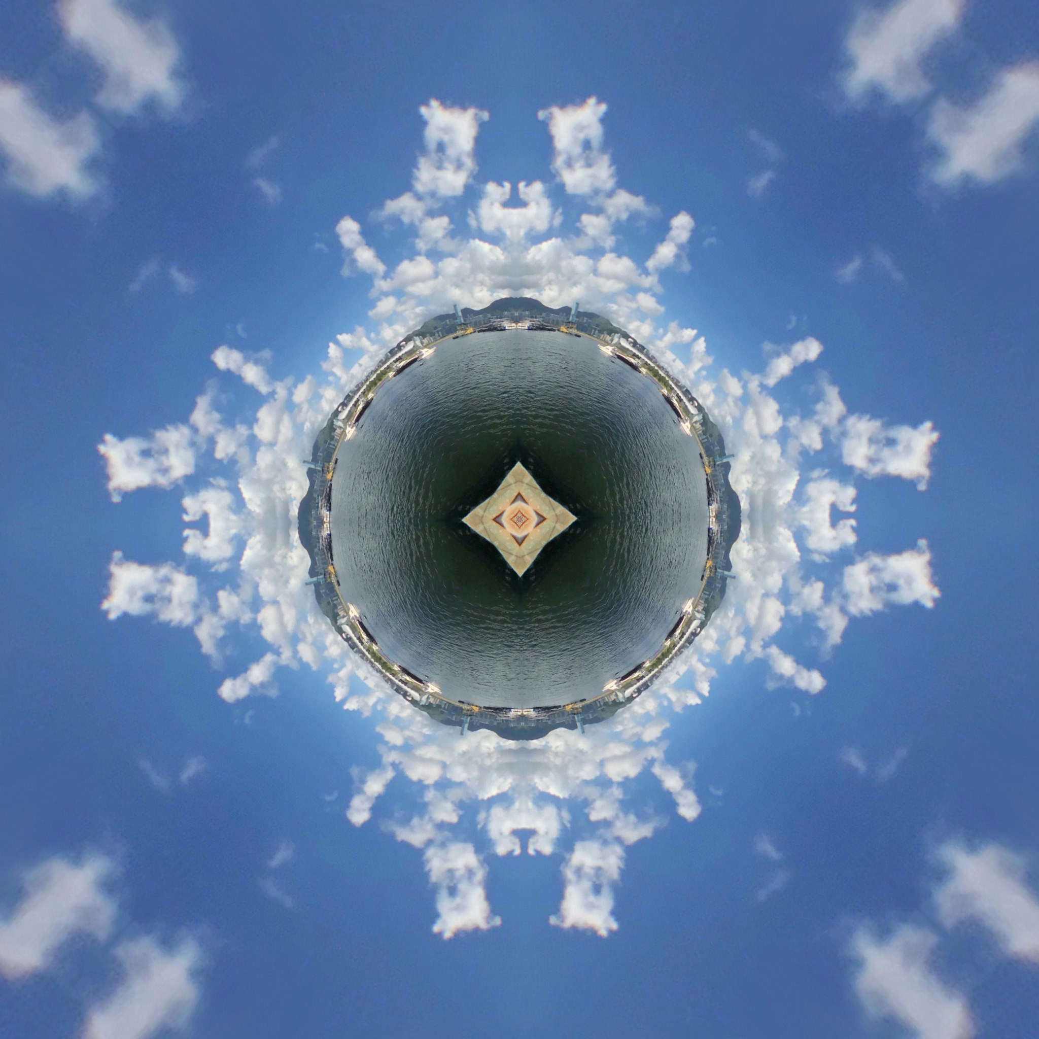 360 Effect like a Kaleidoscope, am i inside the Matrix? gallery image