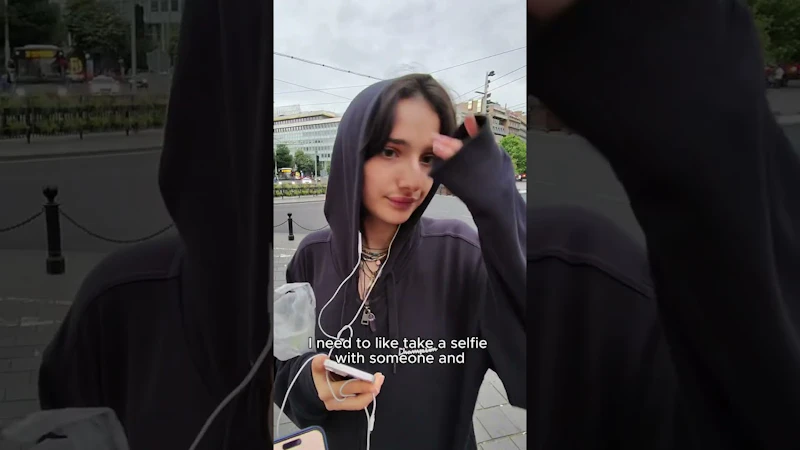 Selfie Gate screenshot 1 (video preview)