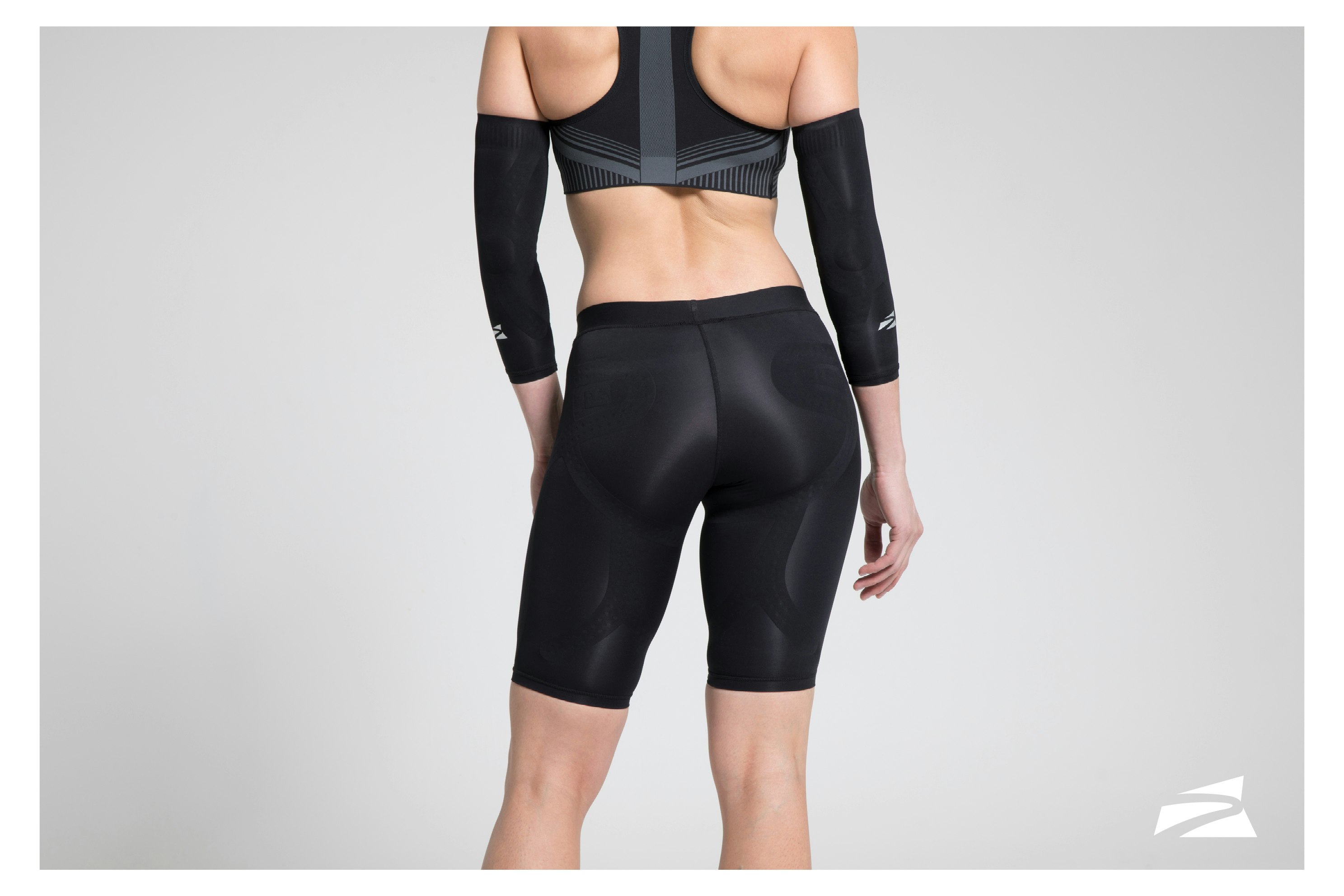 Enerskin E75 Compression Gear gallery image