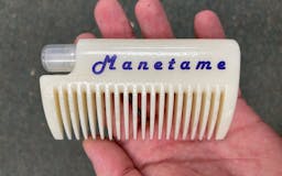 Manetame Comb: Curved Comb with Sprayer media 3