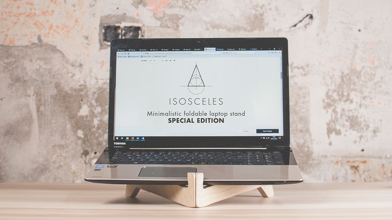 ISOSCELES gallery image