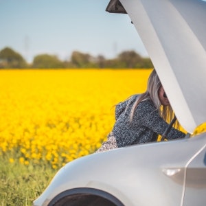 Subscription for help on the road gallery image