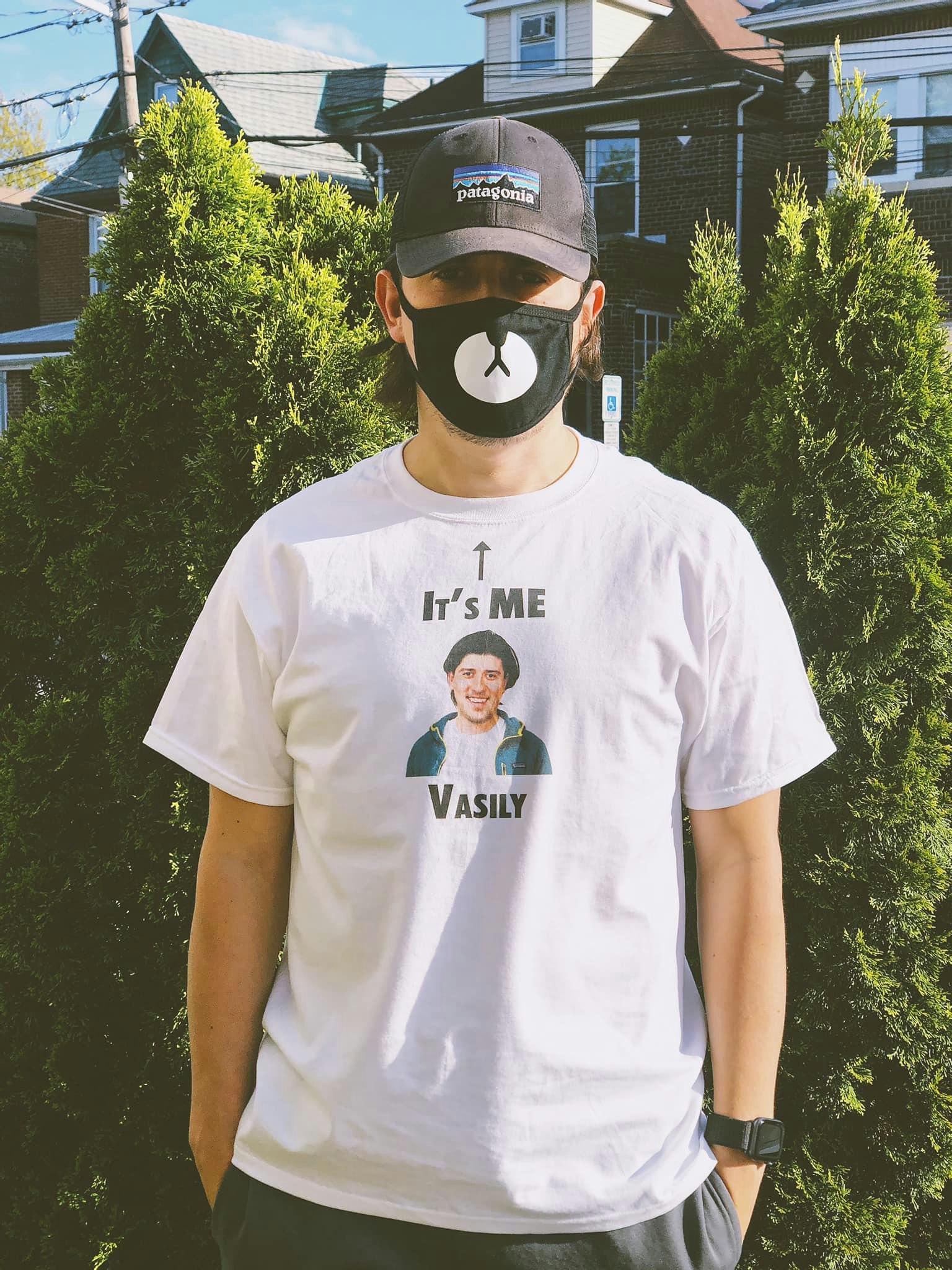 MeTee.shop / Make wearing a mask fun! gallery image