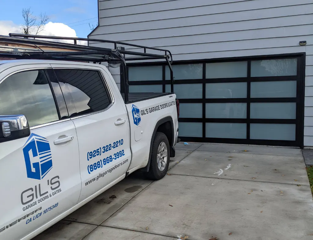 Gil's Garage Door & Gates gallery image